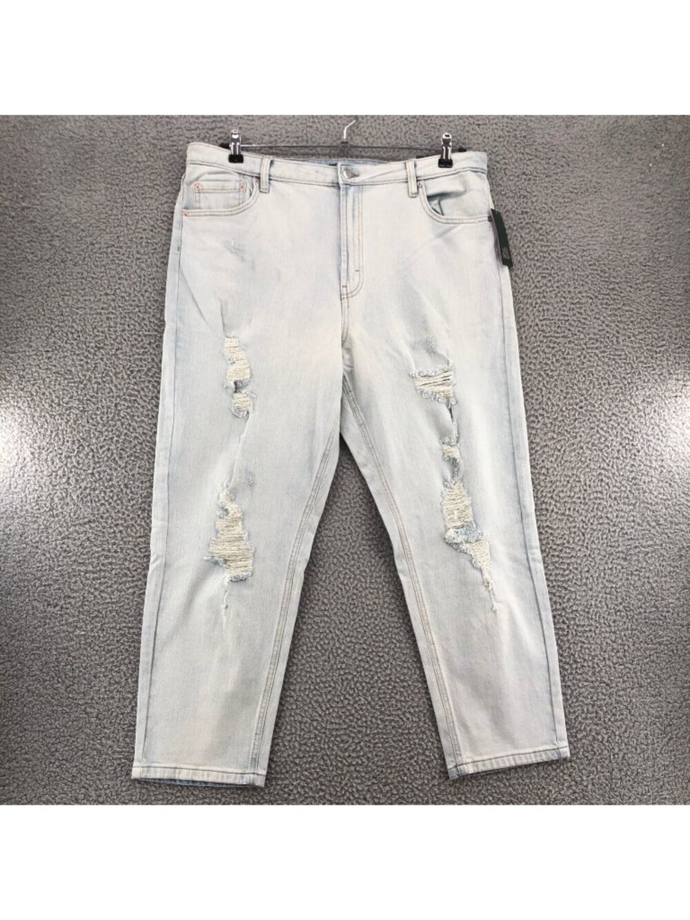 Wild Fable Jeans Womens 18 Plus Blue Light Wash Mom Distressed Stretch Crop NWT